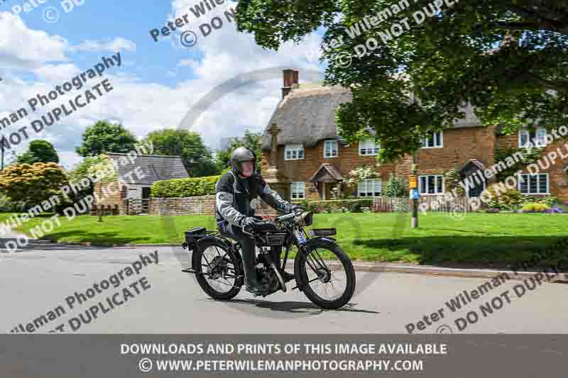 Vintage motorcycle club;eventdigitalimages;no limits trackdays;peter wileman photography;vintage motocycles;vmcc banbury run photographs